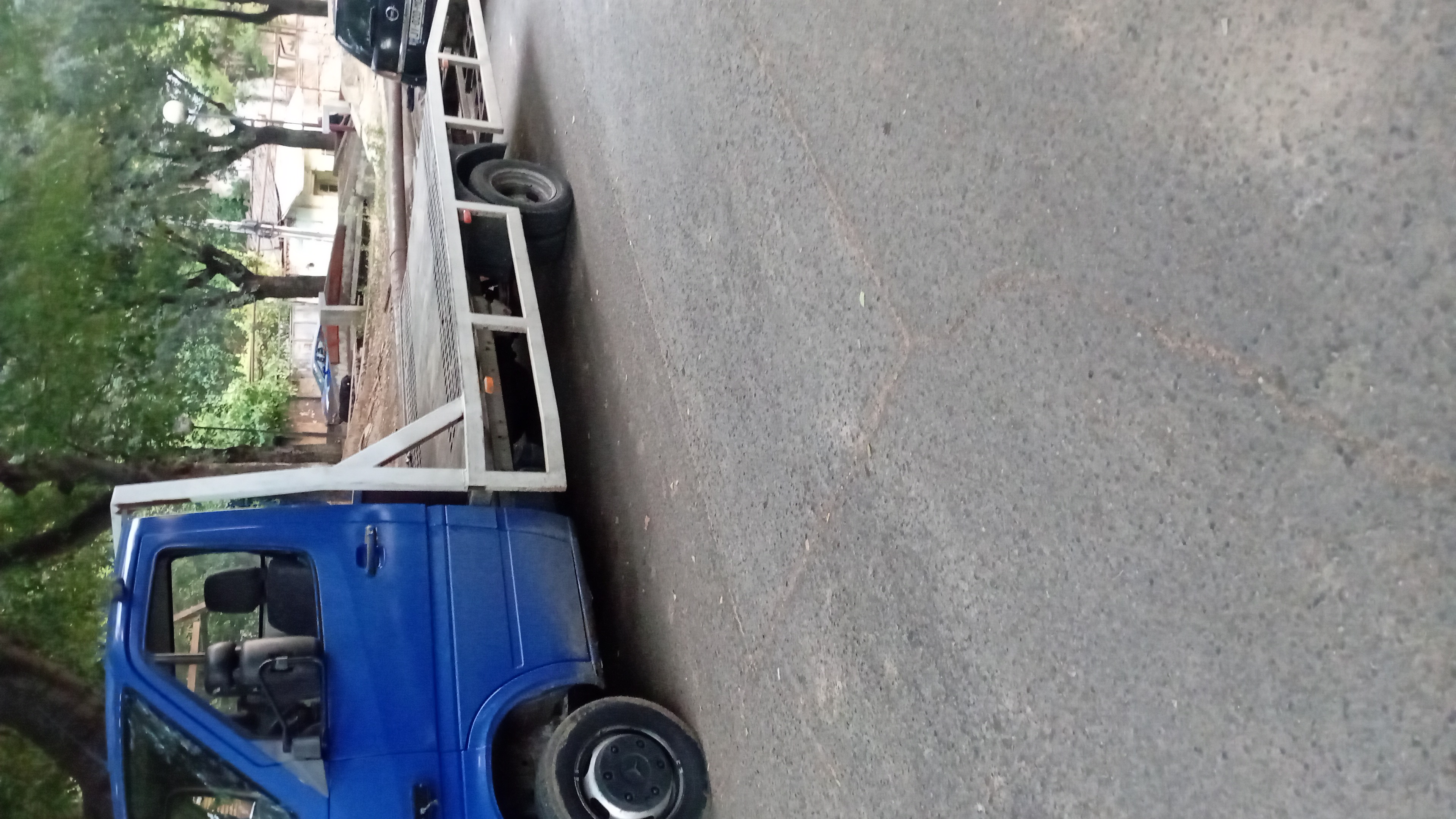 ევაკუატორი გამოძახებით თბილისში